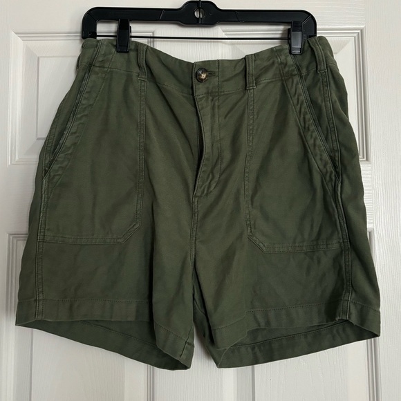 Faherty | Stretch Surplus Shorts in‎ Fatigue Green Women's Sz 30 - Picture 1 of 9